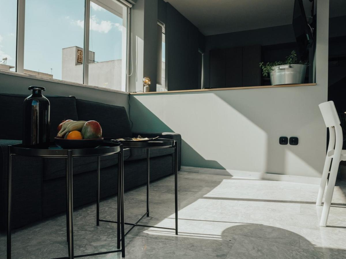 Loft With Private Parking Apartment เอเธนส์ ภายนอก รูปภาพ