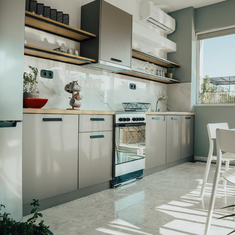 Loft With Private Parking Apartment เอเธนส์ ภายนอก รูปภาพ