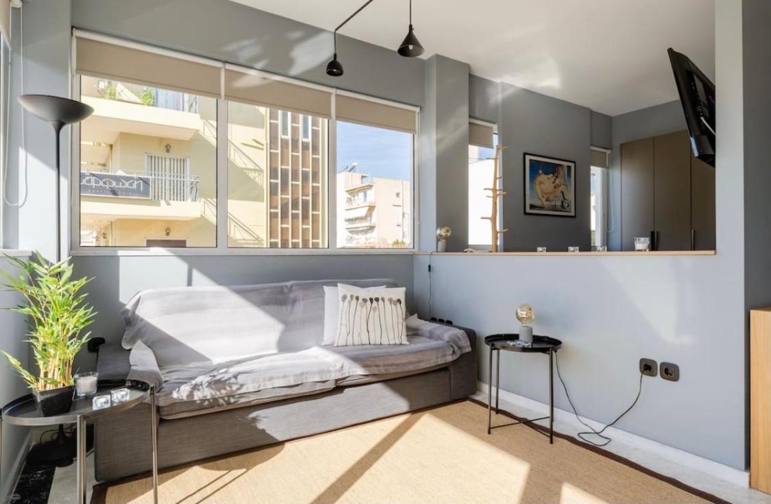Loft With Private Parking Apartment เอเธนส์ ภายนอก รูปภาพ